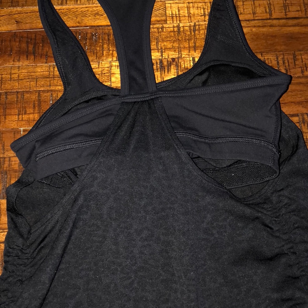 Athletic top - Picture 3 of 3